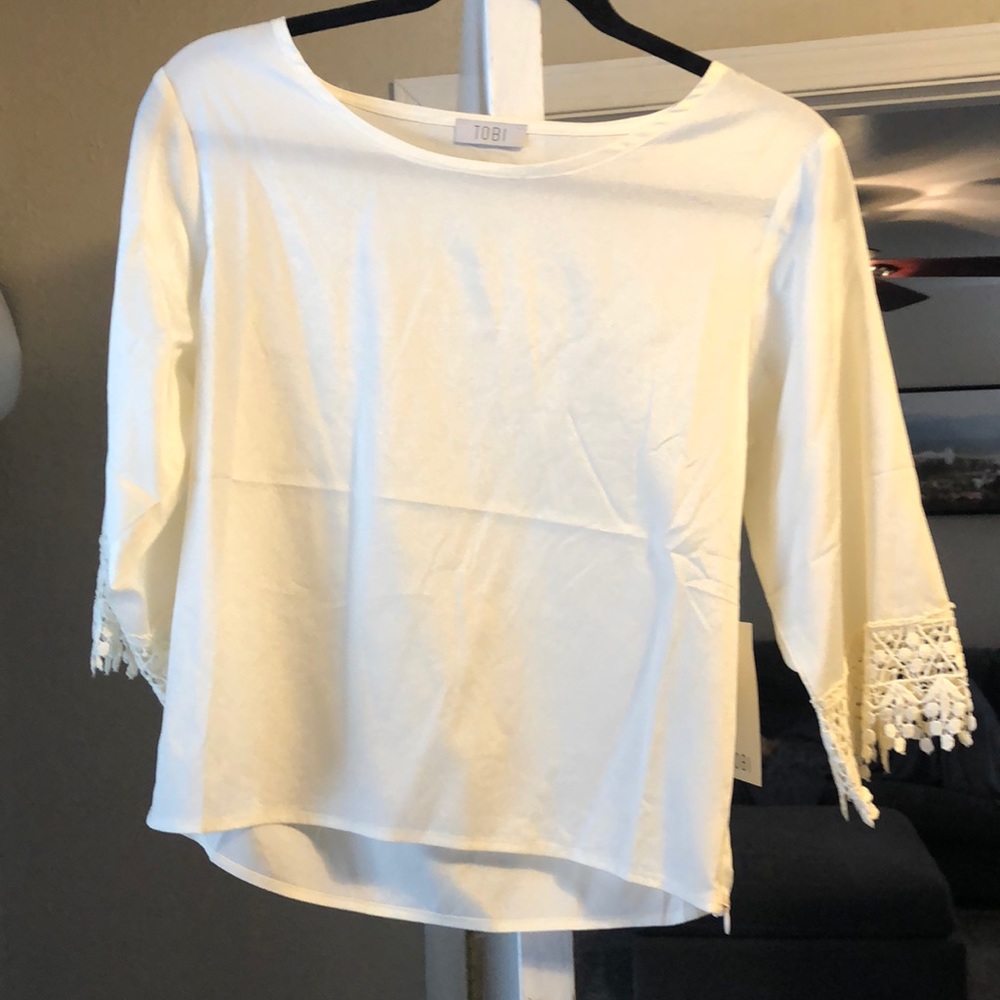 NWT Tobi Blouse